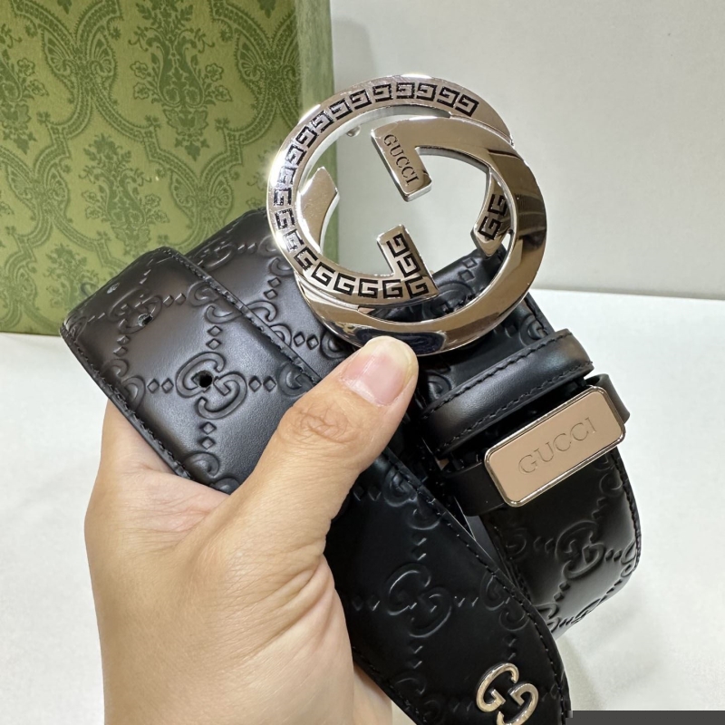 G*u*i belts